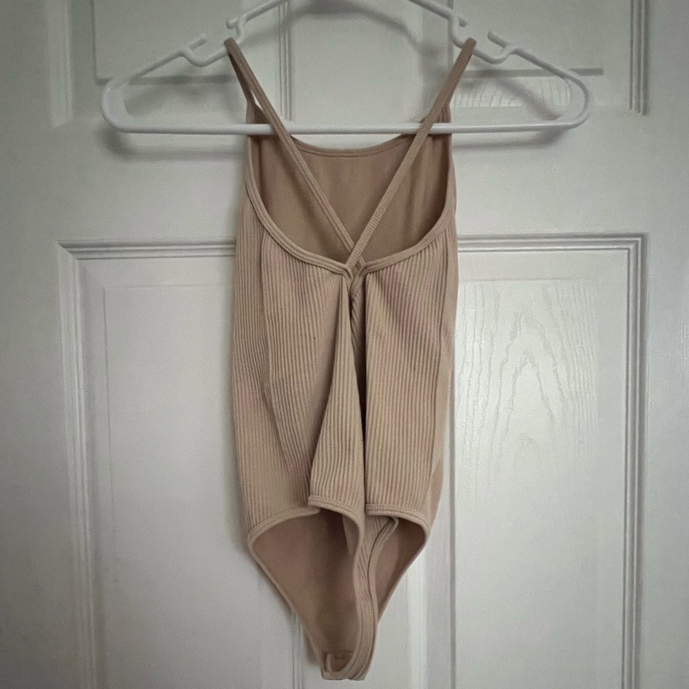Ribbed sleeveless bodysuit